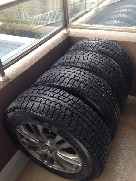 13年製 235/60R18 ピレリ スタッドレスタイヤ4本セット送料込※