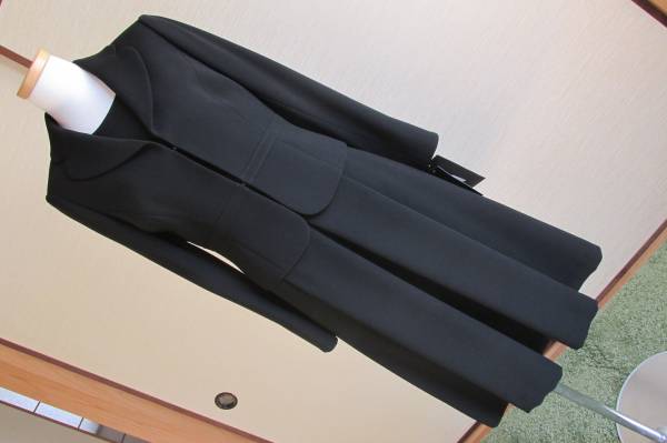 【新品】トリイユキ★ブラックフォーマルスーツ7号★難有