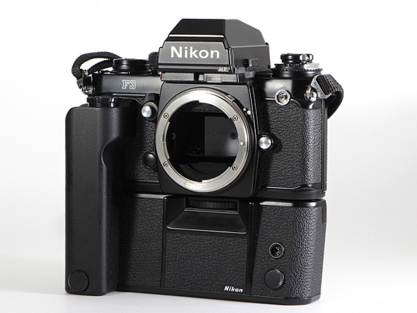 □ Nikon ニコン F3 HP ＋MD-4 モータードライブ Nikon F3 MD-4