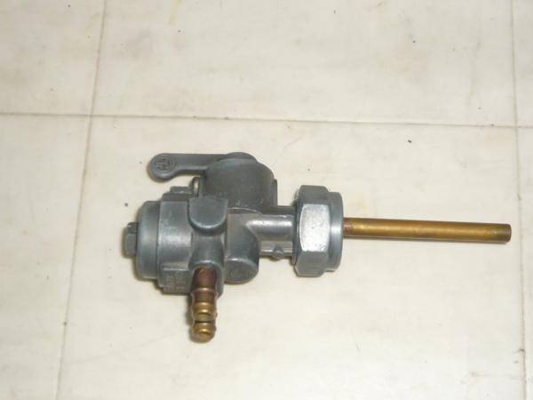 Ｚ１ Ｚ２ 純正燃料コック