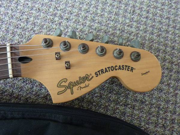 OBEY × SQUIER ストラトキャスター　オーベイ　スクワイヤー Stratocaster SQUIER Squier スクワイヤー OBEY ストラトキャスター