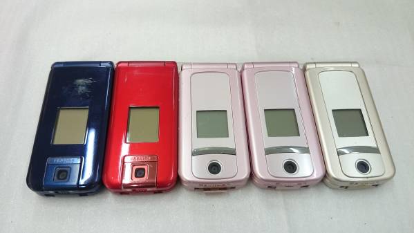 ジャンク F884iES F883iESS 5点 docomo 全台リセット済 19944