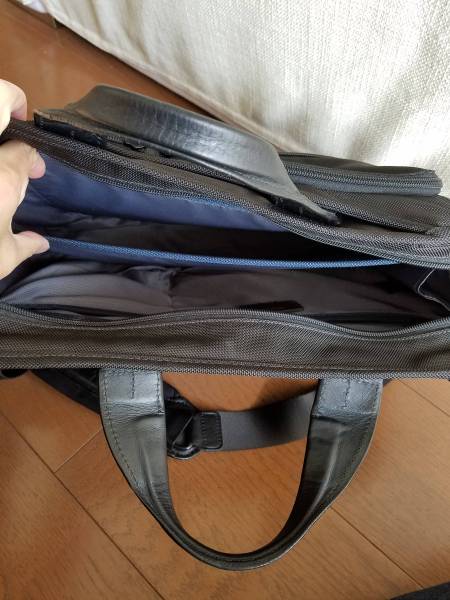 TUMI トゥミ　ブリーフケース　26108D2