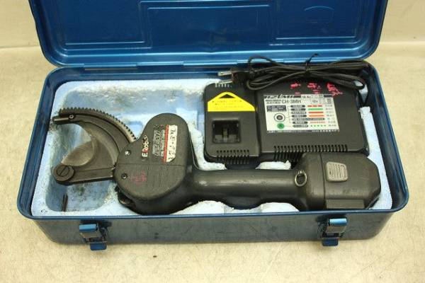 ▲▽1702　泉精器　充電式ケーブルカッタ　REC-50B△▼