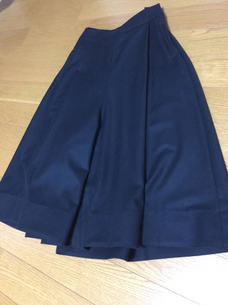 新品】MUVEILガウチョパンツ ファッション パンツ、スラックス 【公式