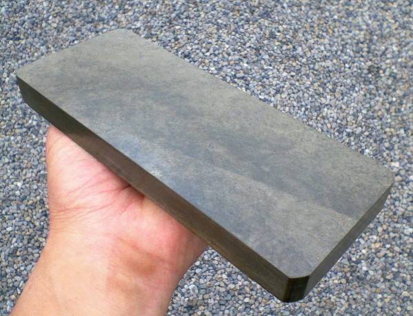 天然砥石　菖蒲　緑褐色　斑紋