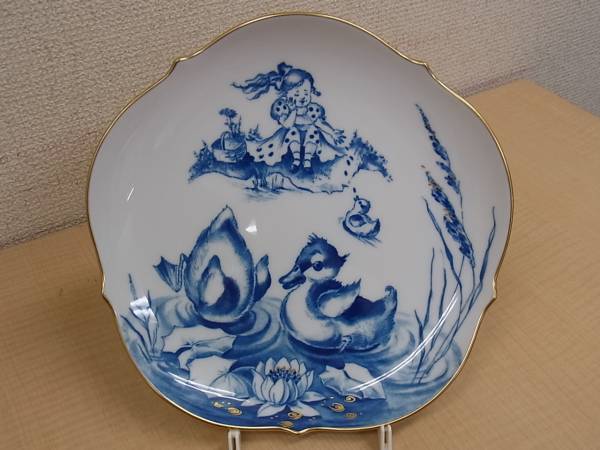 マイセンメモリアルプレート2000「アヒルがみんな」美品 マイセン Meissen メモリアルプレート 2000 ＜アヒルがみんな＞ ドイツ