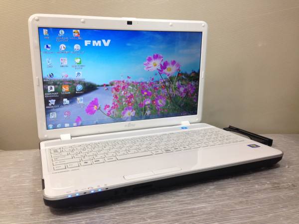 富士通 LIFEBOOK AH42/E Core i3 2330M ブルーレイ 4GB Win 7