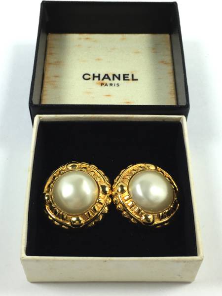 シャネル イヤリング フェイクパール ゴールド