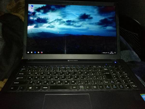 Windows10、Core i7(SSD交換済)、メモリー8GB増量+ソフトetc