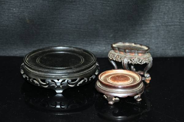 唐木の花台？花瓶の台？三個セット 工芸品 木工、竹工芸 【公式通販】