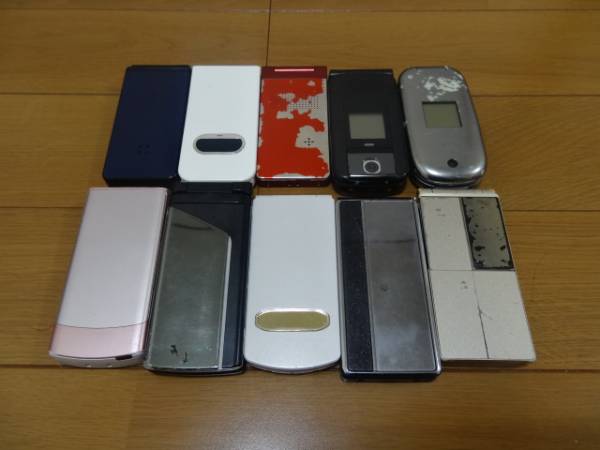 ｄｏｃｏｍｏ ドコモ　携帯電話　中古品　10台セット37