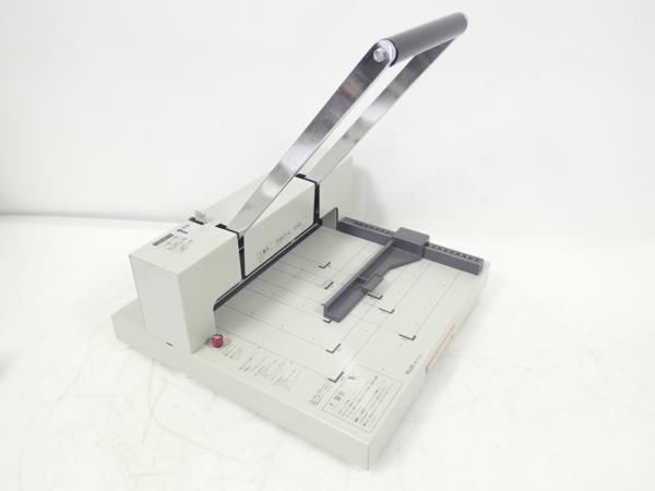 PK-513LN 手動裁断機 A4対応 ホワイト 美品 PLUS(プラス) プラス PK