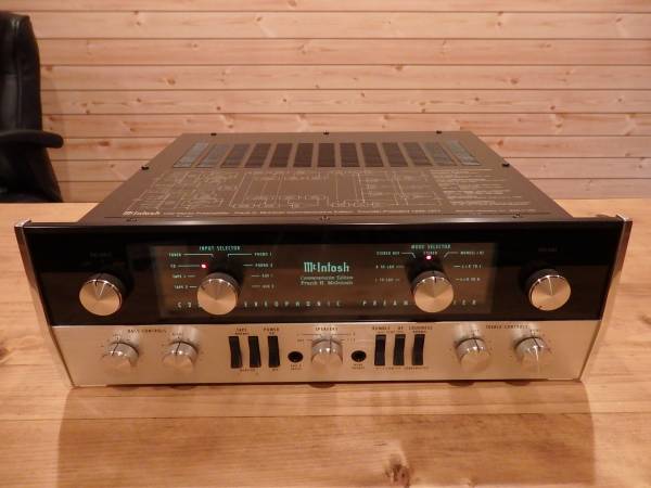 オーディオ機器 McIntosh C22 マッキントッシュ 真空管プリアンプ