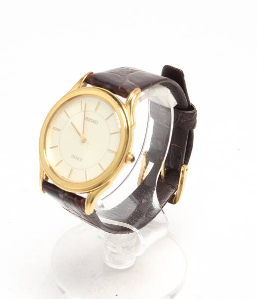 セイコー ドルチェ 5E31-7A40 クォーツ ホワイト 腕時計 SEIKO