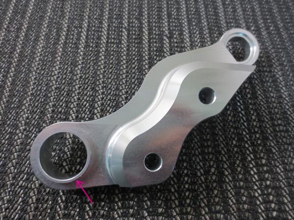 人気，得価 リード/ジョーカー用ブレンボ対向2ポッドキャリパーサポート/B級(ホンダ用)｜売買されたオークション情報、yahooの商品情報をアーカイブ公開 - オークファン ホンダ用