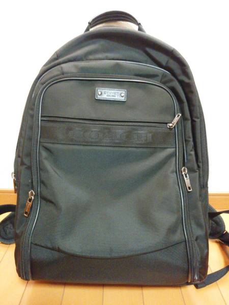コーチ　ナイロン　バックパック　黒　Ｆ７７１９４　美品です