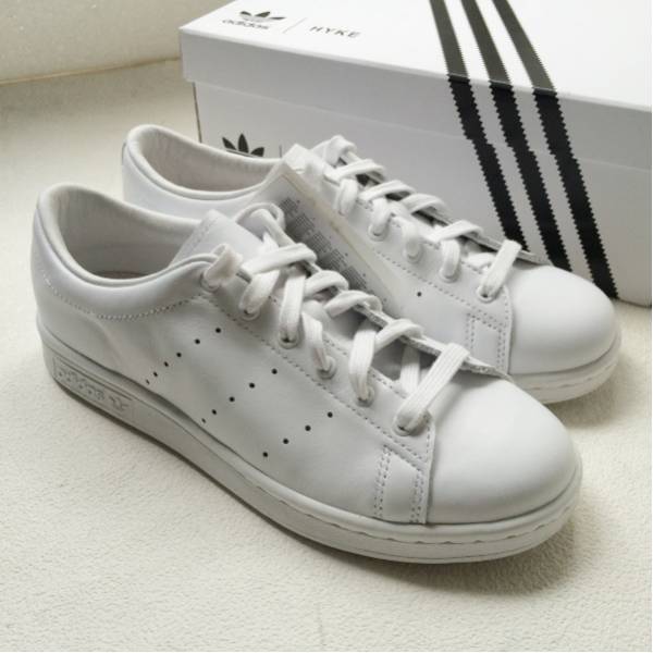 新品 アディダスHYKEハイク ハイレット スニーカー 22.5白AOH001