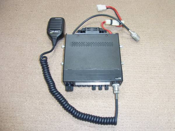 YAESU/ヤエス FMトランシーバー FT-4800 マイク(MH-26A8)付き YAESU