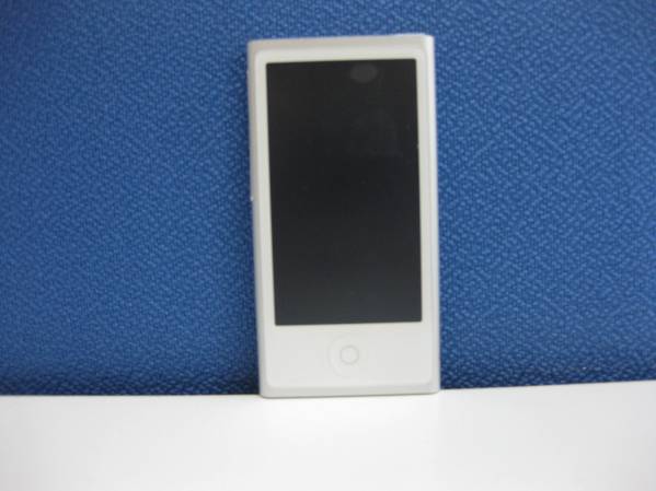 ★Apple iPod nano 16GB シルバー MD480J/A 