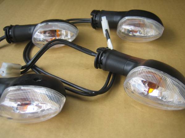 ヤマハＭＴ０９純正ウインカ- 　送料無料