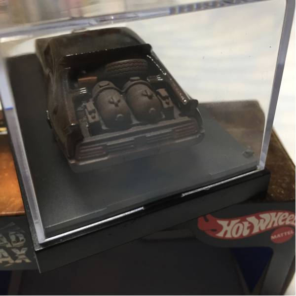 MAD MAX インターセプター Hot WHeeLs Made the V8 Interceptor for