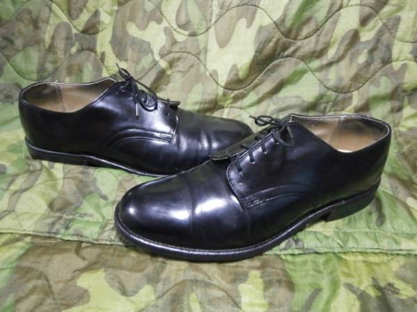 米軍放出品　９５年製　サービスシューズ　８1/2 ２６.５ｃｍ