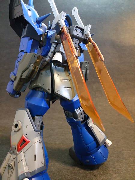 RE イフリート改 完成塗装品 1/100 ガンプラ 塗装済完成品 RE100