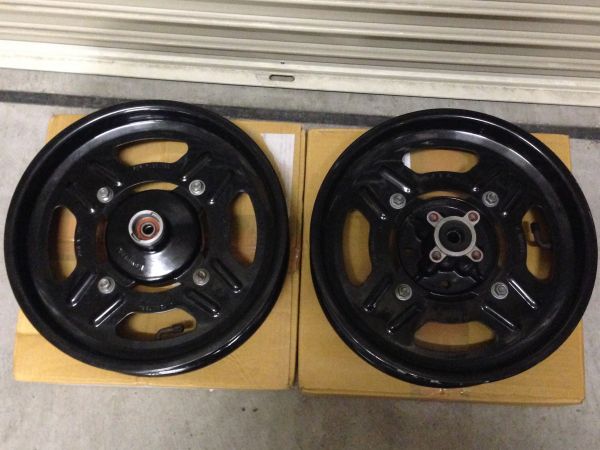 中古）KSR110 純正 前後ホイールセット 黒」
