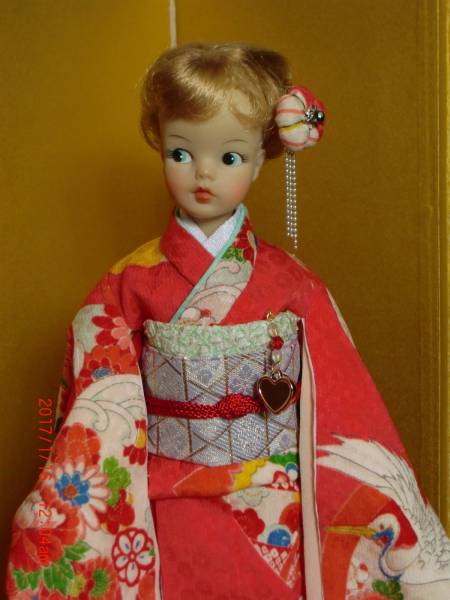 お洒落なタミーちゃん☆正絹振袖着物☆鶴紅ピンク☆