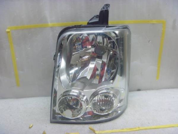 スズキ／DA64W エブリィ ヘッドランプ左 Bスズキ純正 HID