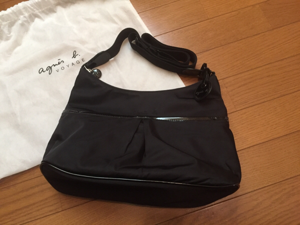 アニエスベーショルダーバッグ（黒）アニエスベーバッグ カバン
