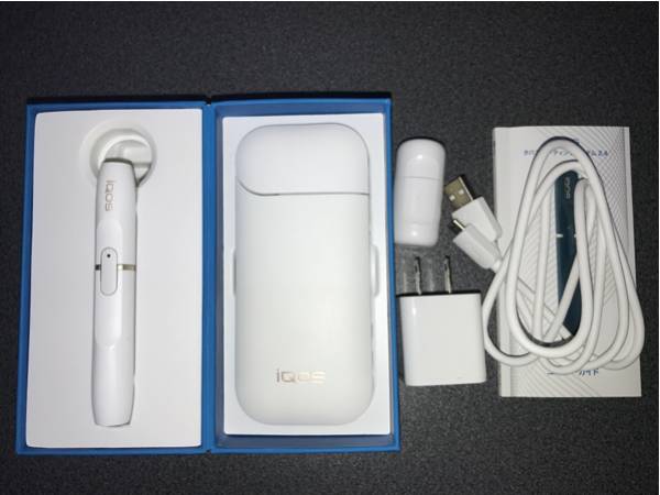 【美品】iQOSアイコス本体 ホワイト 使用回数少 中古品