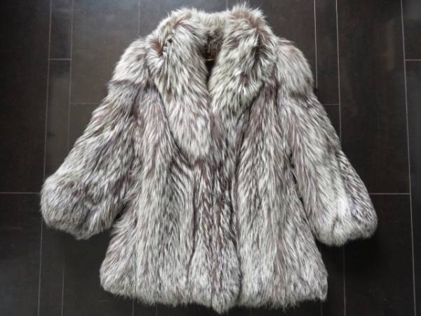 ■上質美品【SAGA FOX ROYAL】サガフォックスコート 毛皮コート c203