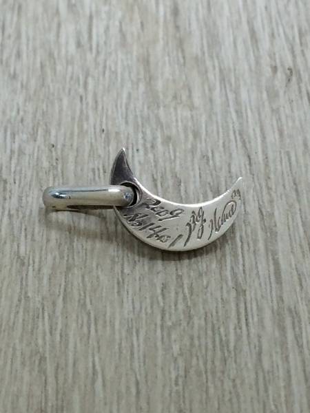 SAAD k18サンシンボル付きメタル　タタキ　唐草　18金 SAAD k18サンシンボル付きメタル タタキ 唐草 18金 SAAD k18サン