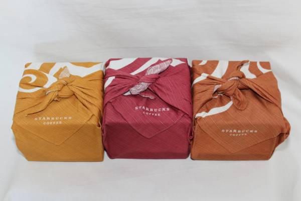 スターバックス 2010限定 有田焼きマグカップ 新品 3点セット スタバ アフリカ/アラビア ラテンアメリカ アジア/太平洋