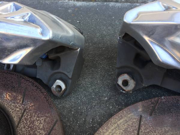 4POTバフ掛けピカピカ ビッグキャリパー+スリットローター+偏心ナット　クラウンJZS17系、マークⅡ・チェイサー・クレスタなど多車種に