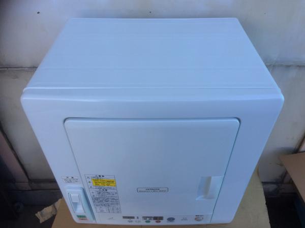 ○日立 除湿型電気衣類乾燥機 DE-N55FX