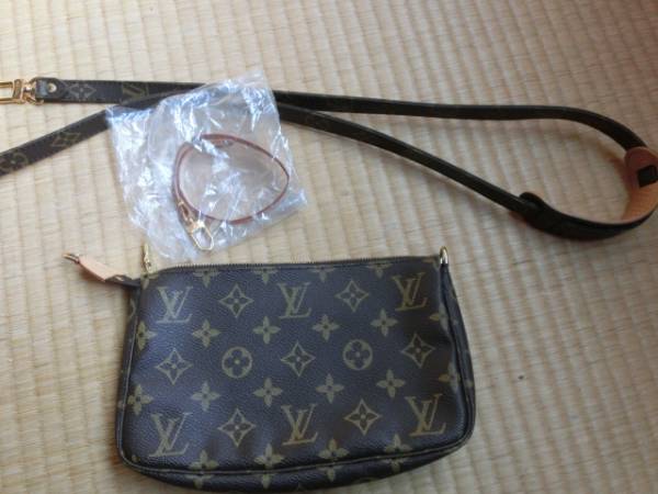 ルイヴィトン 未使用 ミニ ポシェット アクセサリーポーチ VUITTON 