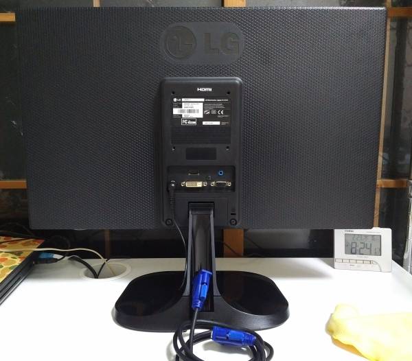 LG 22M45VQ-B 21.5型非光沢 液晶モニター フルＨＤ 高速応答2ms 美品 保証あり おまけありMicrosoft Arc Keyboard_2