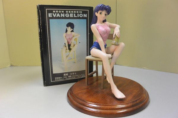 ガレージキット完成品○新世紀エヴァンゲリオン○葛城ミサト○部屋着