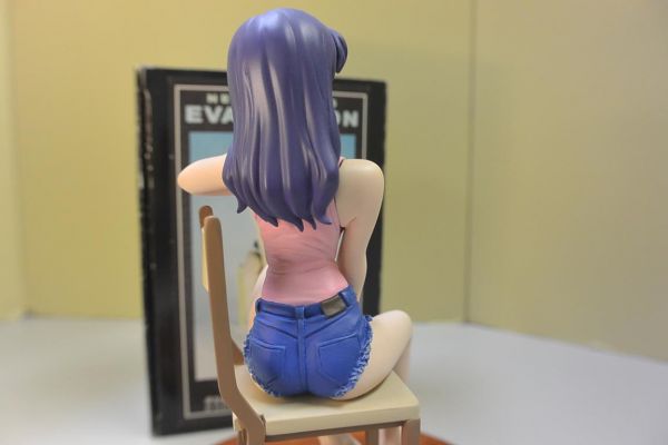 ガレージキット完成品○新世紀エヴァンゲリオン○葛城ミサト○部屋着