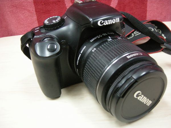 初心者おすすめCanon Kiss X50 レンズセット 一眼レフ Canon EOS