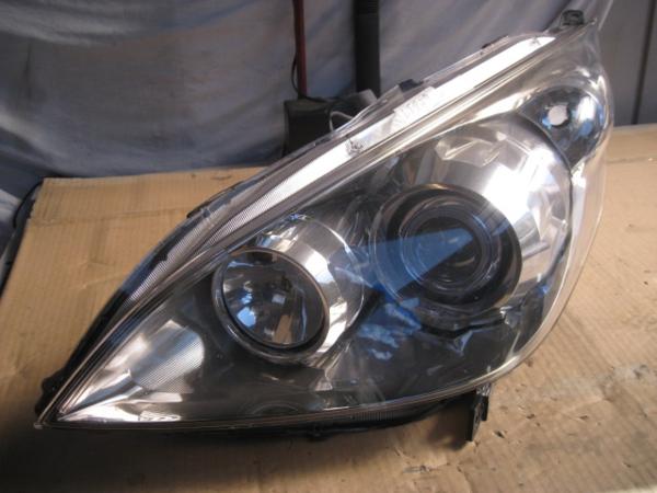 ホンダ・ステップワゴン RG1 ヘッドライト 左 即決価格！LT429