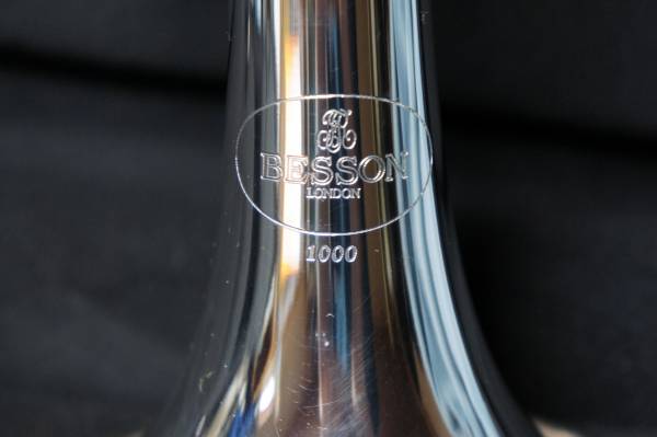 BESSON ベッソン 1000シリーズ BE-1110-2 トランペット 選定品 ケース