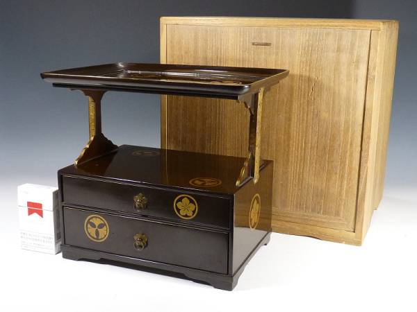 《SX》江戸期　菊梅桔梗銀杏橘 丸紋蒔絵 唐草金具 御櫛台 化粧台 小引出 差箱