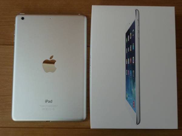 1円～Apple iPad mini2 Wi-Fi 16GB Retina シルバー 中古美品_3