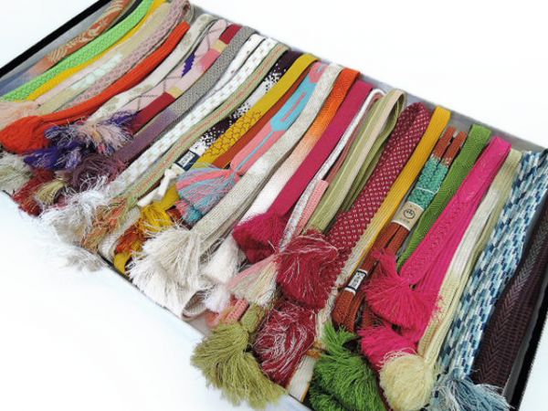 ゆめsaku 新品・美品多数 小田急・東急など“正絹 組紐 まとめ売り”帯締め ３０本 ｙ-80　