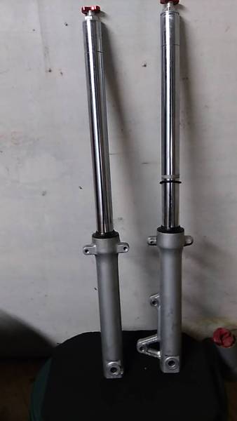 NSR50　NSF100　後期　フロントフォーク　スプリングはNSR50　前期タイプ