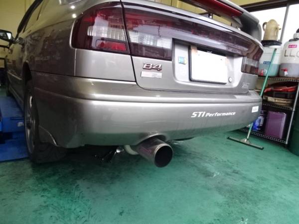 ○売り切り！レガシィBE5 レガシィワゴンBH5系 STI ゲノム製 リア